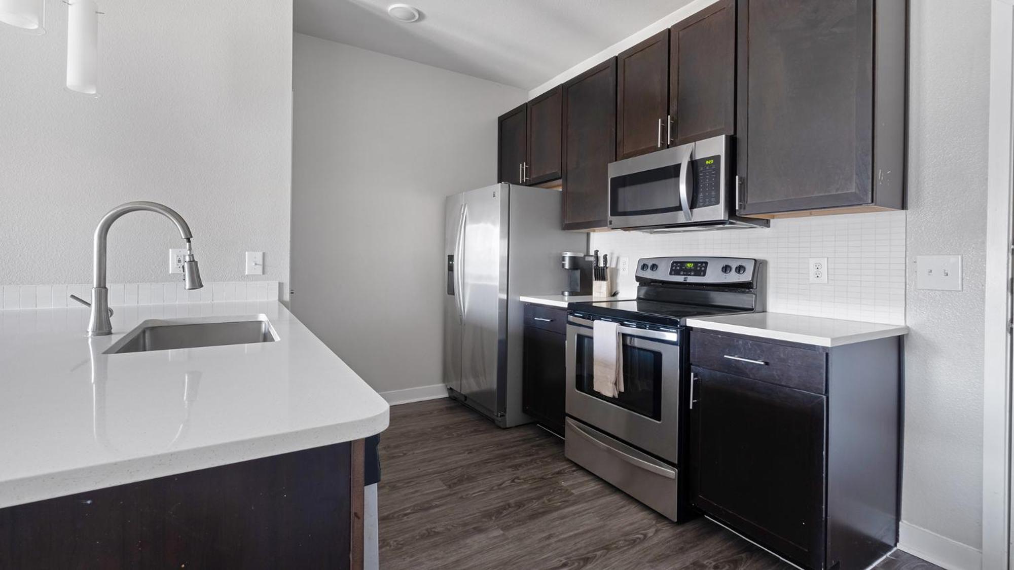 Falcon At Grand Harbor Condos By Barsala Katy Luaran gambar